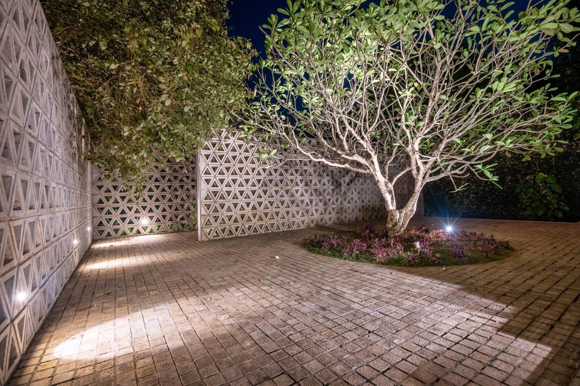 Villa Vista By The Serendipity Collection Мірісса Екстер'єр фото